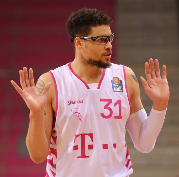 他所扮演的 他所扮演的