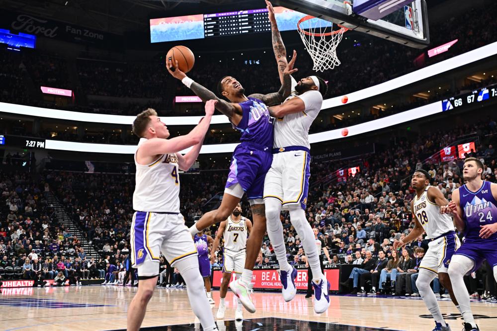 德对姆贝莫 德对姆贝莫