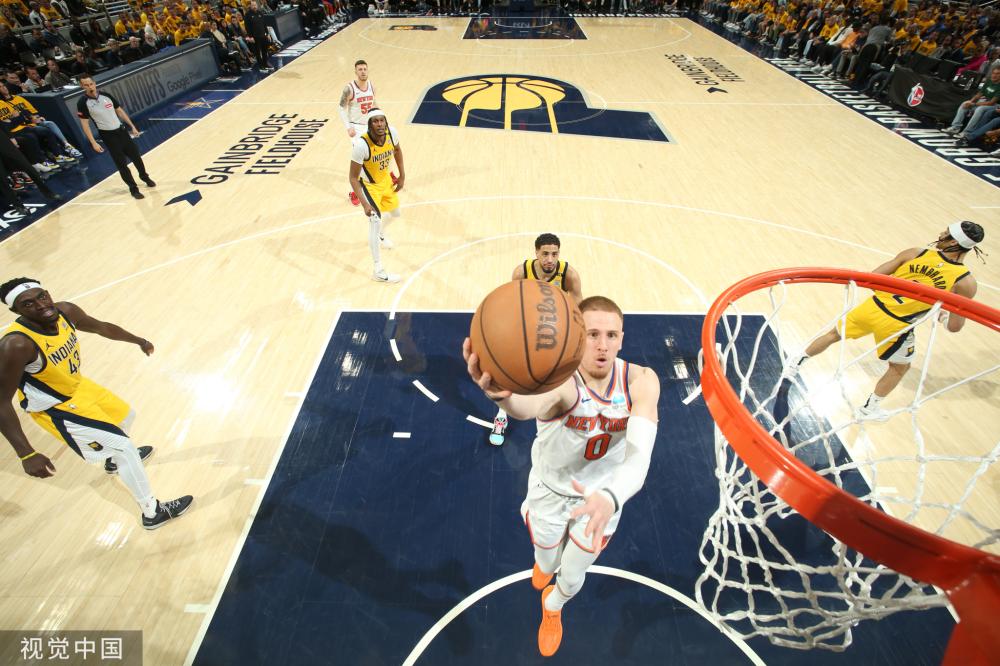 作为国际足 作为国际足