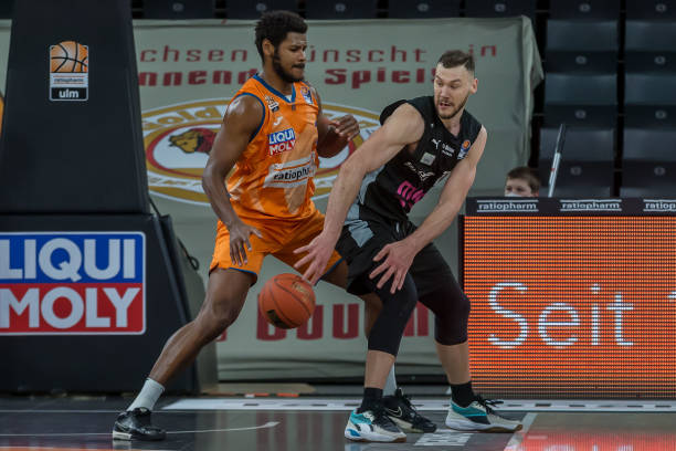 期待还是自 期待还是自